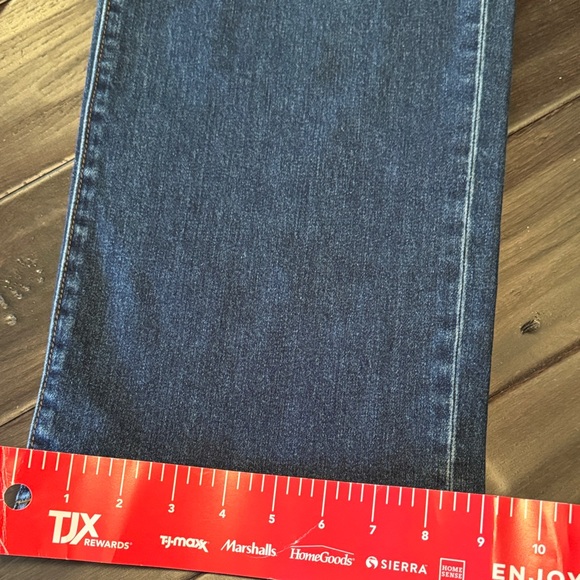 Ann Taylor Size 0 Jeans - Picture 8 of 12